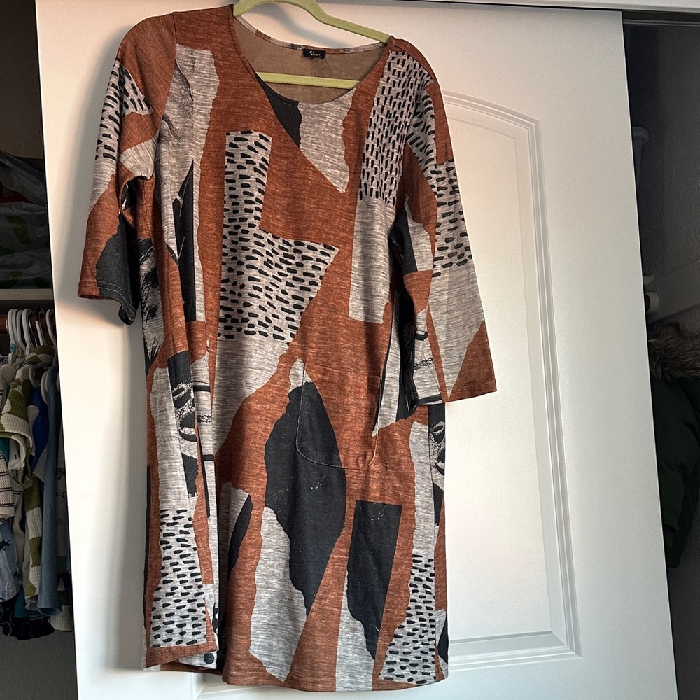 Abstract Patterned Tunic Dress